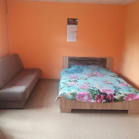 Ukstina Ielas Apartamenti Liepaja Bagian luar foto